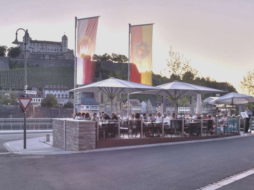 Hotel & Restaurant Walfisch Вюрцбург Экстерьер фото