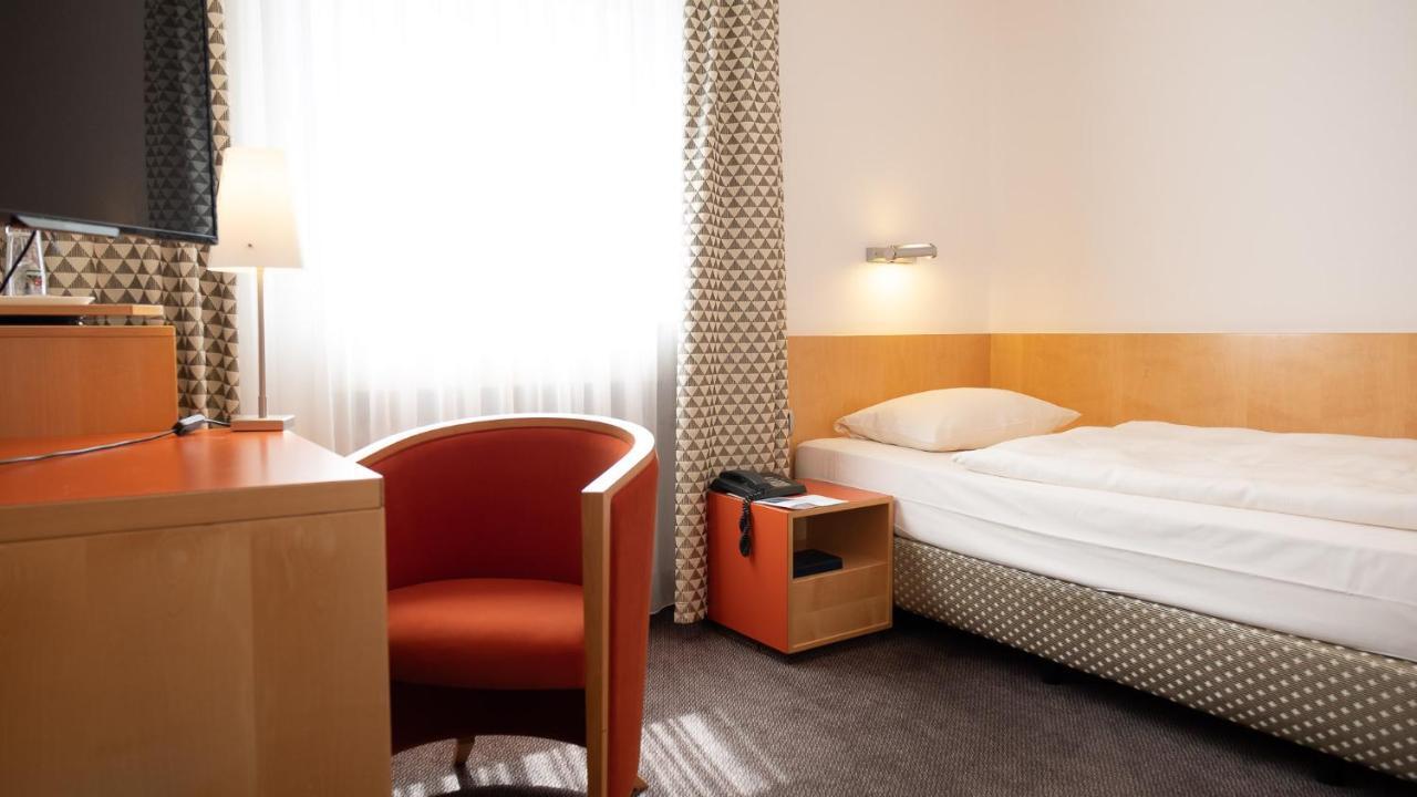 Hotel & Restaurant Walfisch Вюрцбург Экстерьер фото