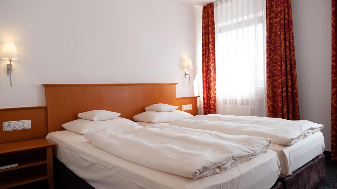 Hotel & Restaurant Walfisch Вюрцбург Экстерьер фото